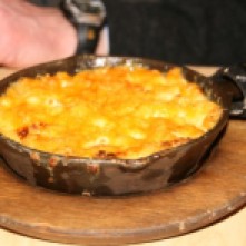 bubbling macaroni and cheese